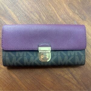 Michael Kors Women's Leather Wallet Trifold Purple with Gold Hardware